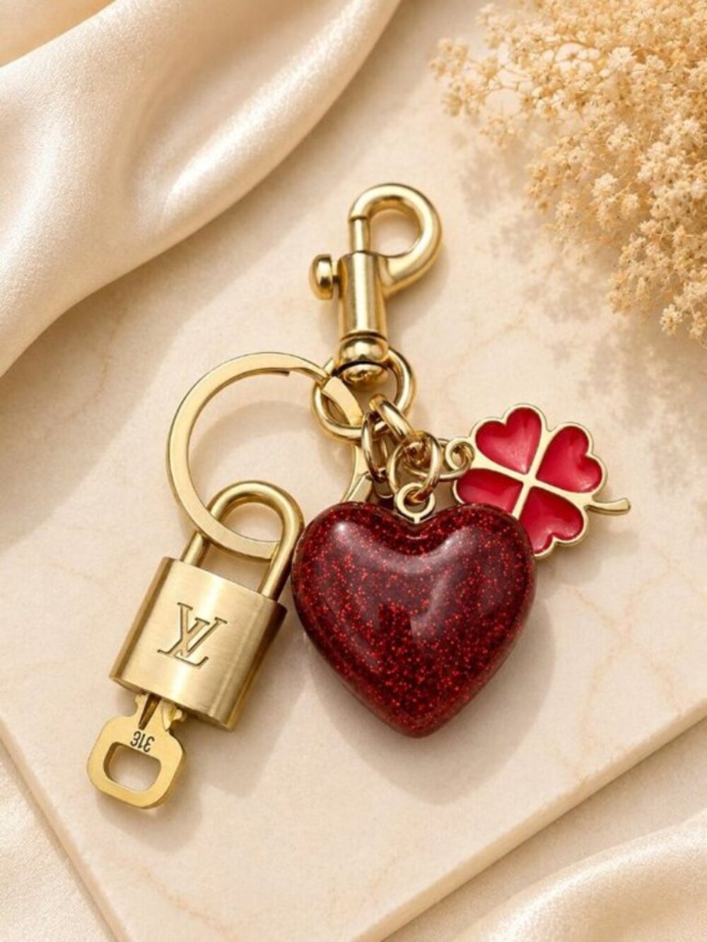 LV Authentic Gold Lock & Key 🔑 Luxury Bag Charm w/ Unbranded Heart Keychain